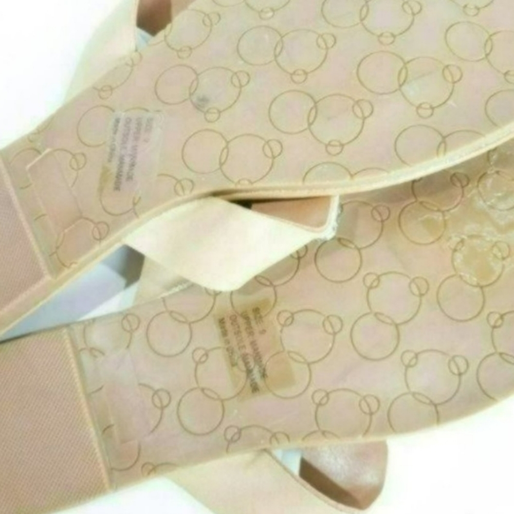 Olivia Miller Photogenic Sandals 9 - Picture 3 of 3